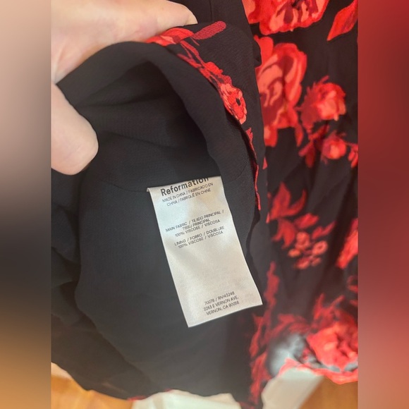 new Tiffie v neck midi dress in Basilica floral print - Picture 6 of 8